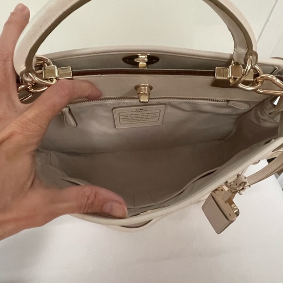 Coach white leather handbag new no tags - Picture 9 of 13